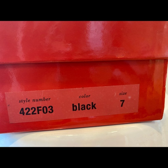 Edmundo Castillo Black Patent Leather Heels sz 7 - Picture 4 of 9